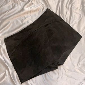 BCBG MAXAZRIA Black Faux Suede Skort